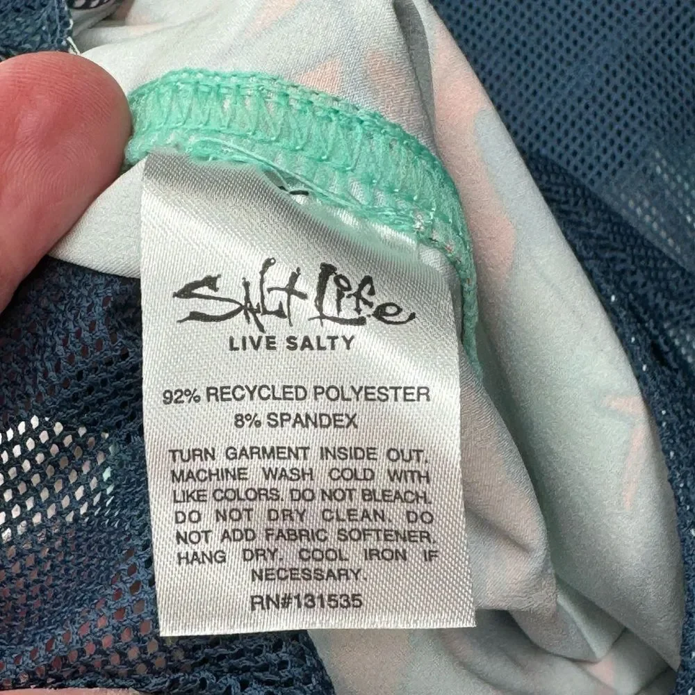 Salt Life Hide n Sea‎ Volley Shorts size M Board shorts Recycled Poly Spandex